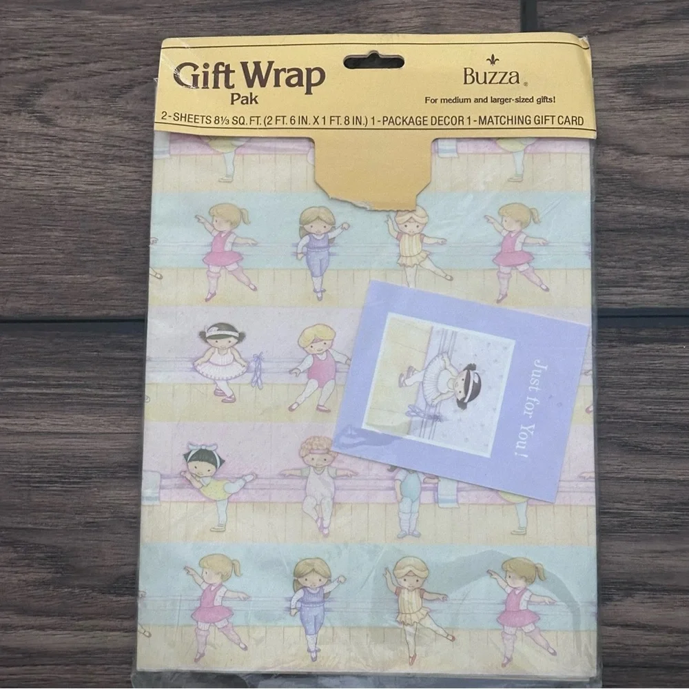 Set of 6 vintage gift wrap packs